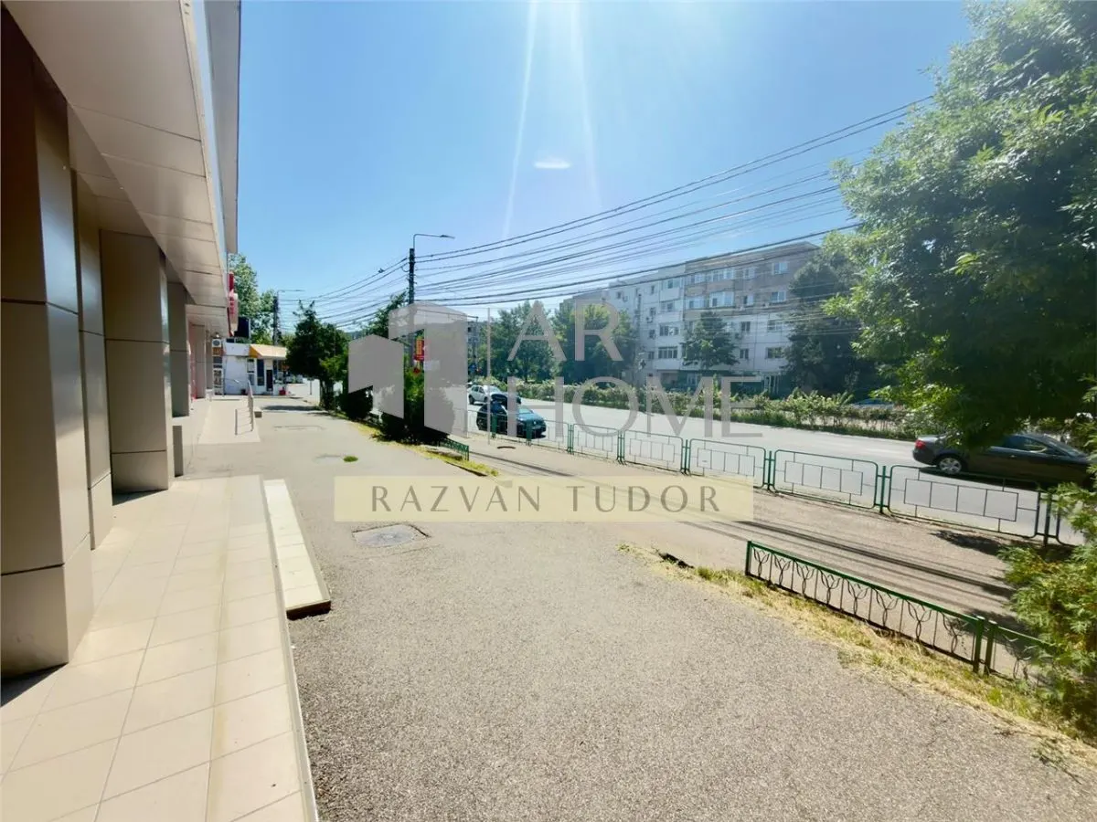 Spatiu comercial , parter , vad stradal, zona Cantacuzino , Ploiesti - foto 4
