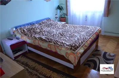 Apartament 3 Camere de Vanzare Zona Tudor - foto 4
