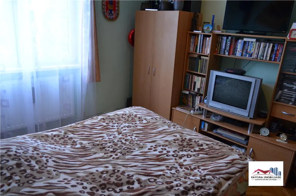 Apartament 3 Camere de Vanzare Zona Tudor - foto 5