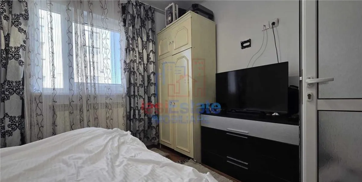 Apartament 2 camere - lift - zona excelenta - Pacurari - foto 2