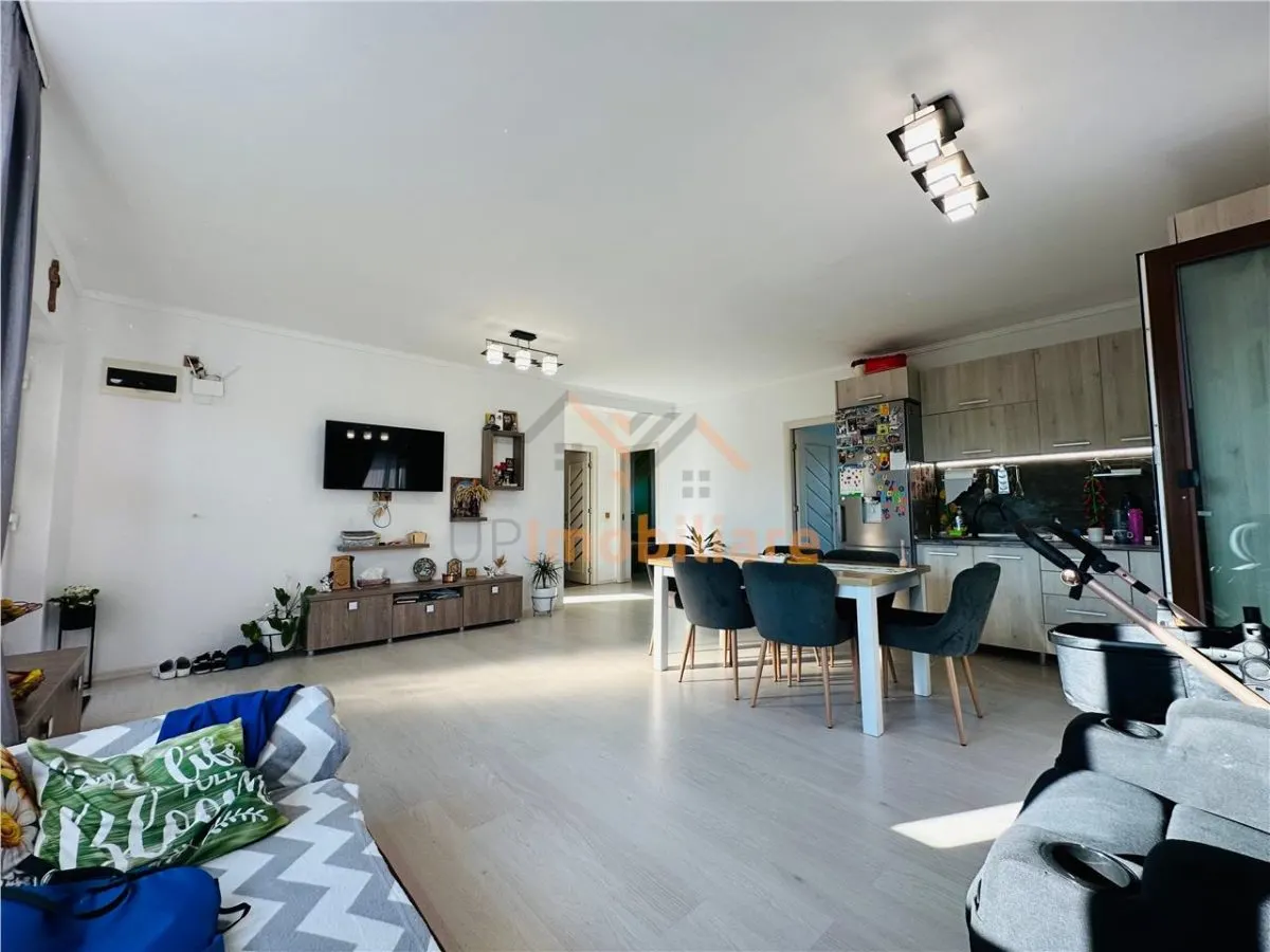 CASA CU 4 CAMERE | ZONA OSORHEI | 10 KM DE ORADEA - foto 2
