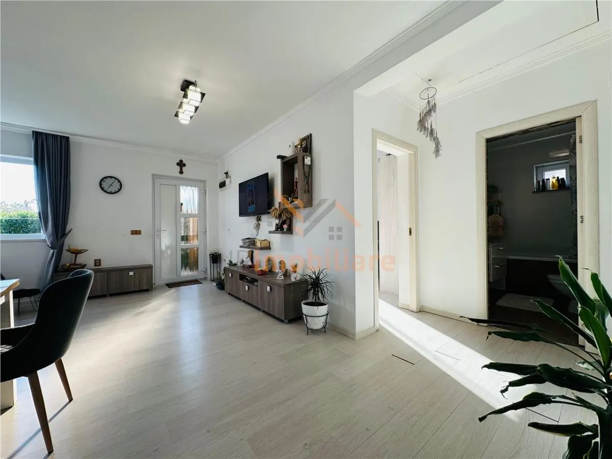 CASA CU 4 CAMERE | ZONA OSORHEI | 10 KM DE ORADEA - foto 16