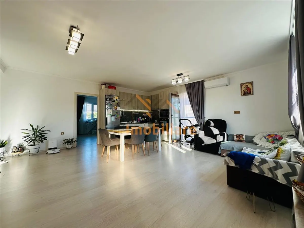 CASA CU 4 CAMERE | ZONA OSORHEI | 10 KM DE ORADEA - foto 3