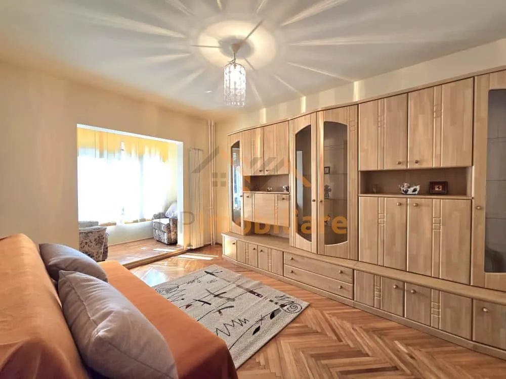APARTAMENT 3 CAMERE | DECOMANDAT | ZONA DECEBAL | ORADEA - foto 3
