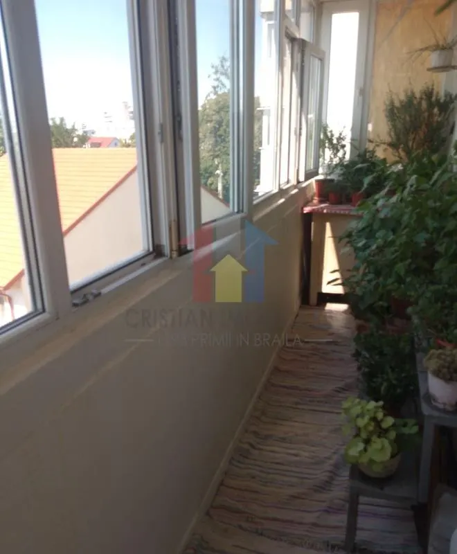 Apartament.3 camere, Calarasi-Continental, etaj intermediar+bloc cu lift - foto 7