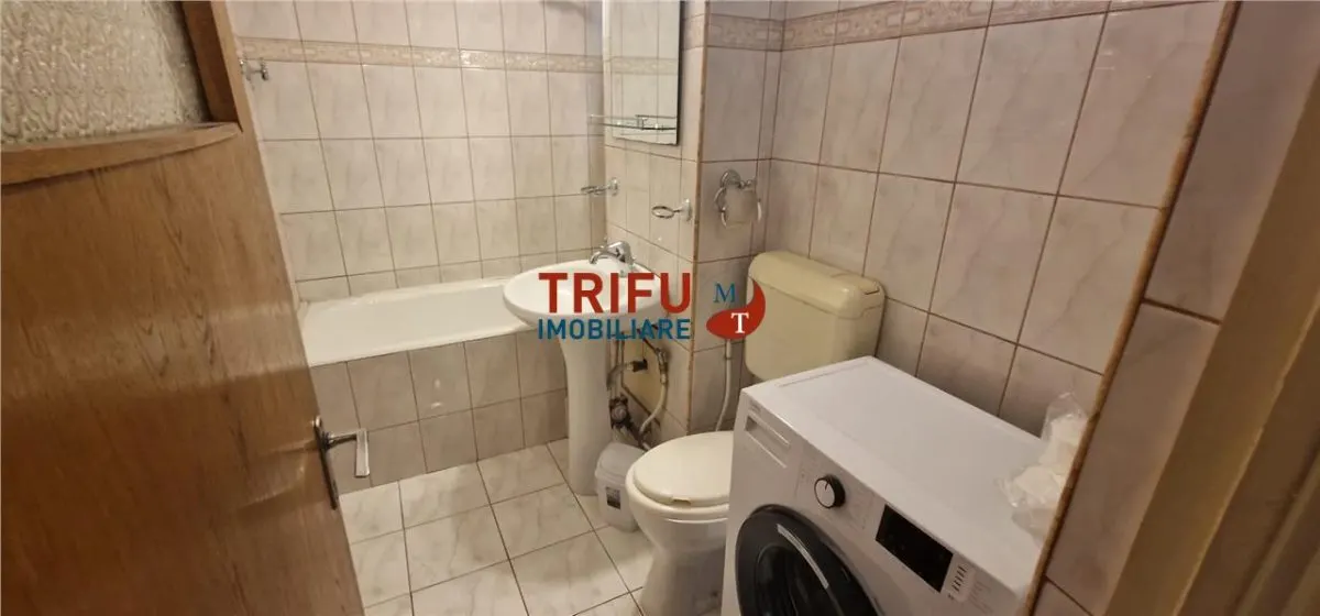 Apartament 3 camere de vanzare zona Centru - foto 14