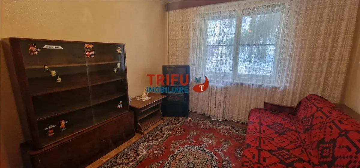 Apartament 3 camere de vanzare zona Centru - foto 5