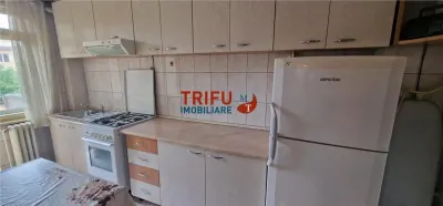 Apartament 3 camere de vanzare zona Centru - foto 9