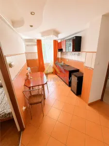 apartament de inchiriat 2 camere zona Piata Albina 350 Euro - foto 4