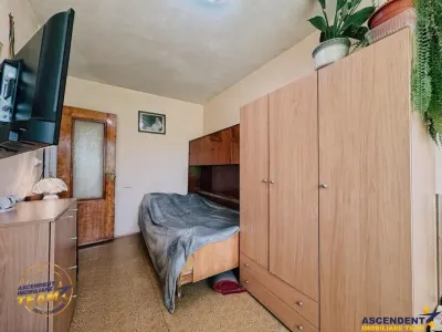 FILM! Apartament 2 camere decomandat, zona apreciabila, cartier Florilor Brasov - foto 12