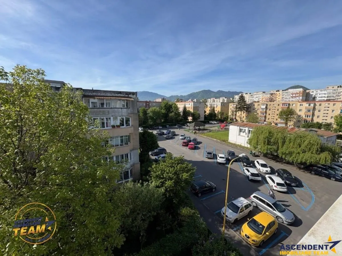 FILM! Apartament 2 camere decomandat, zona apreciabila, cartier Florilor Brasov - foto 13