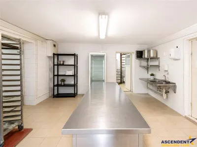 Unitate de procesare alimentara:potential industrial/investitional+birouri +1.300mp teren, Ilieni, Covasna - foto 4