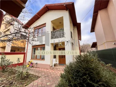 Casa 5 camere,  Ploiesti,  zona Bd. Castanilor - Ploiesti