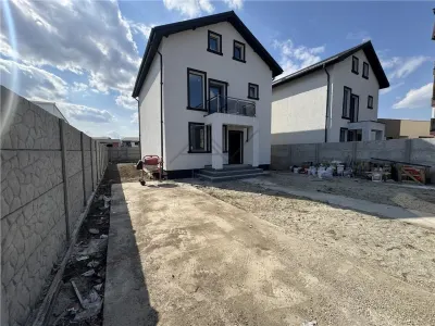 VANZARE VILA INDIVIDUALA LA CHEIE BRAGADIRU TOATE UTILITATILE STRADA ASFALTATA - Bragadiru