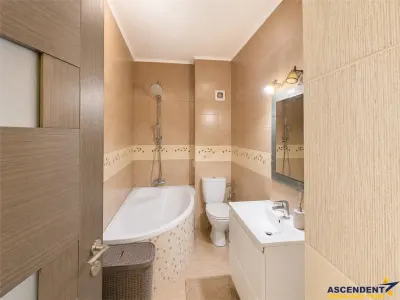 2 camere decomandate, balcon  acces dublu, panorama spectaculoasa, lumina naturala, lift nou, Dambu Pietros - foto 6