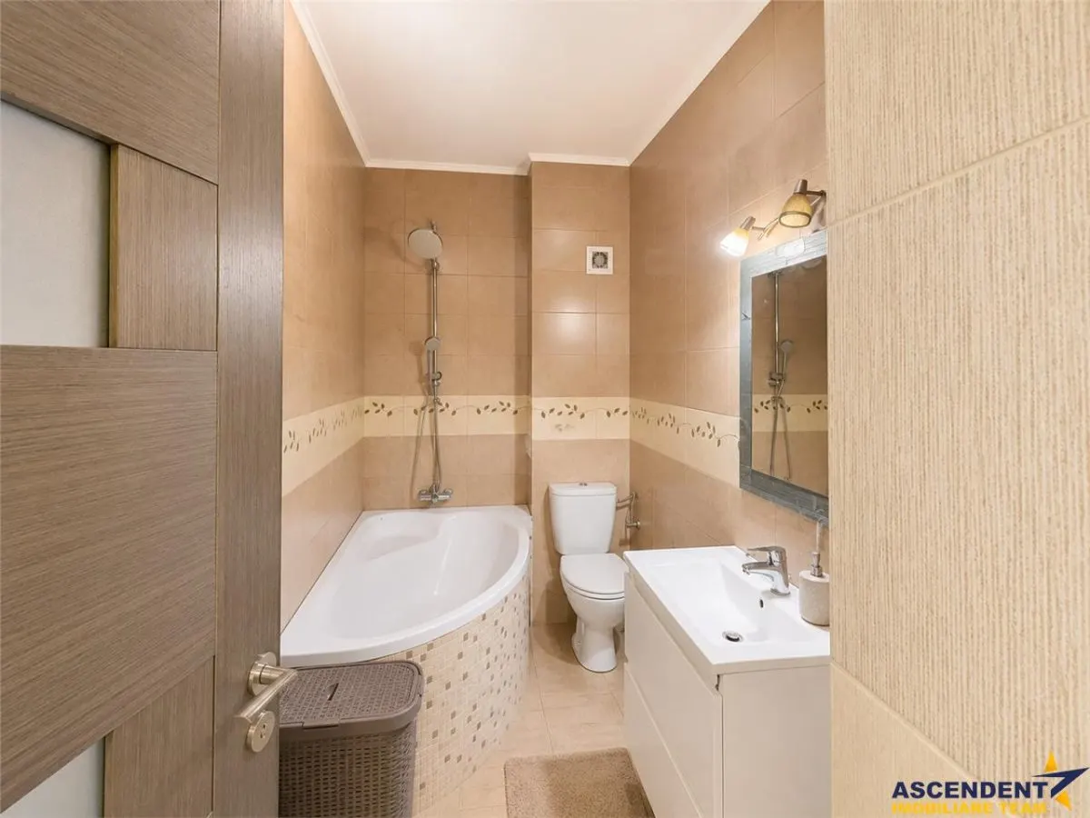2 camere decomandate, balcon  acces dublu, panorama spectaculoasa, lumina naturala, lift nou, Dambu Pietros - foto 6