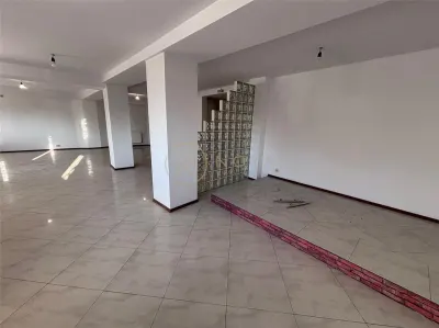 Apartament 5 camere in vila cu centrala | Razoare Piata Danny Huwe - foto 4