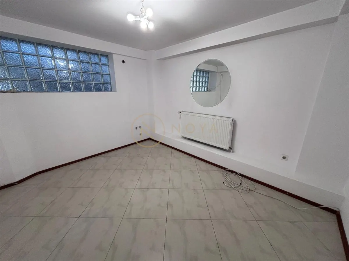 Apartament 5 camere in vila cu centrala | Razoare Piata Danny Huwe - foto 8