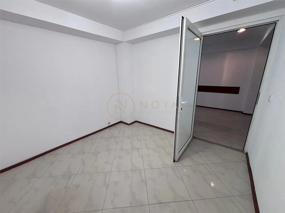 Apartament 5 camere in vila cu centrala | Razoare Piata Danny Huwe - foto 9