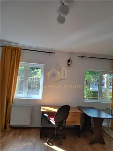 ALZZA REAL ESTATE--Va propunem spre inchiriere apartament cu camere,  confort  cartierul Zorilor, 9 minute de mers pe jos de  Universitatea de Medicin - foto 2
