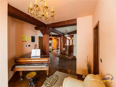 Rafinament in cartier linistit, pe 30.000 mp teren paradis, facilitati Premium - foto 10