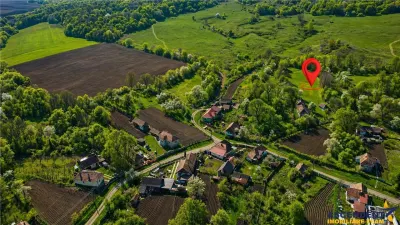 Domeniu de 3.400 mp cu traditionala casa, Suveica, Acatari Mures - Suveica
