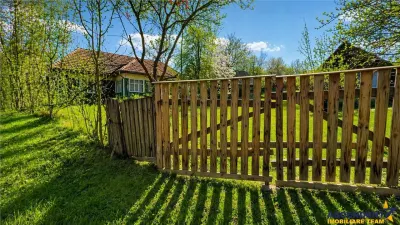 Domeniu de 3.400 mp cu traditionala casa, Suveica, Acatari Mures - foto 5