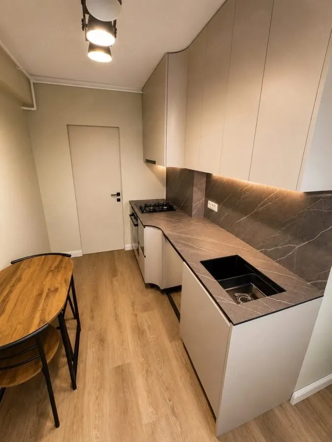 Apartament premium, renovat, mobilat, echipat, Central, Brasov - foto 8