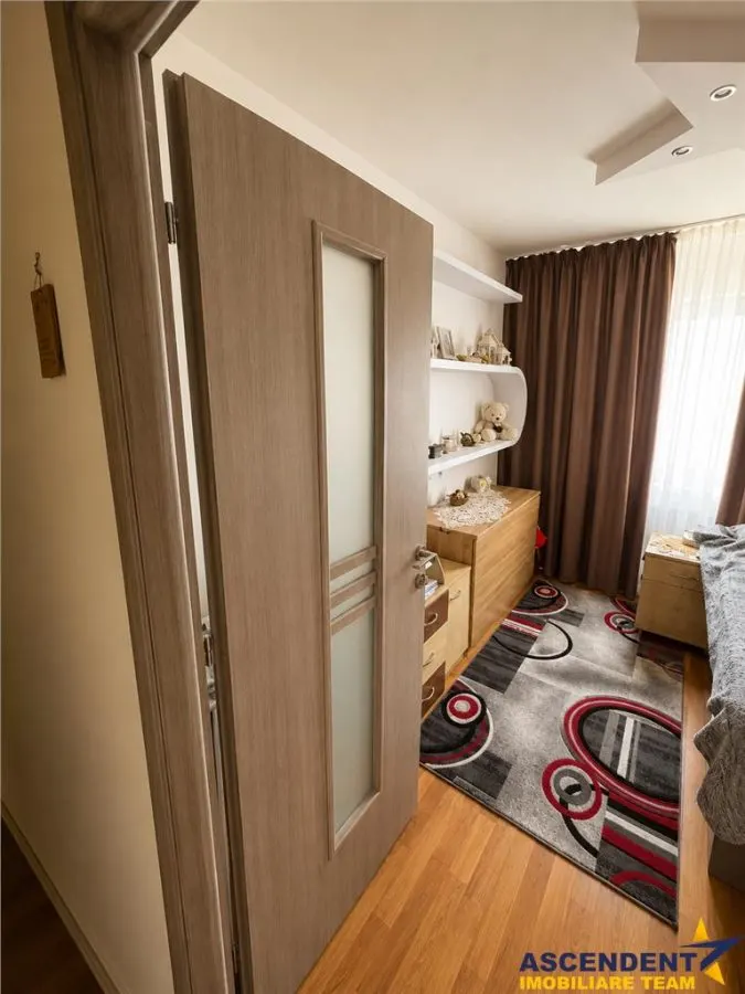 Apartament decomandat Calea Bucuresti. intrare pe Carpatilor,  Brasov - foto 7