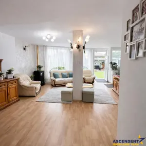 Casa in apreciabil potential,cu terase, curte,gradina echipata,2 pivnite,Str. Rodnei,Central,Targu Mures - Targu Mures