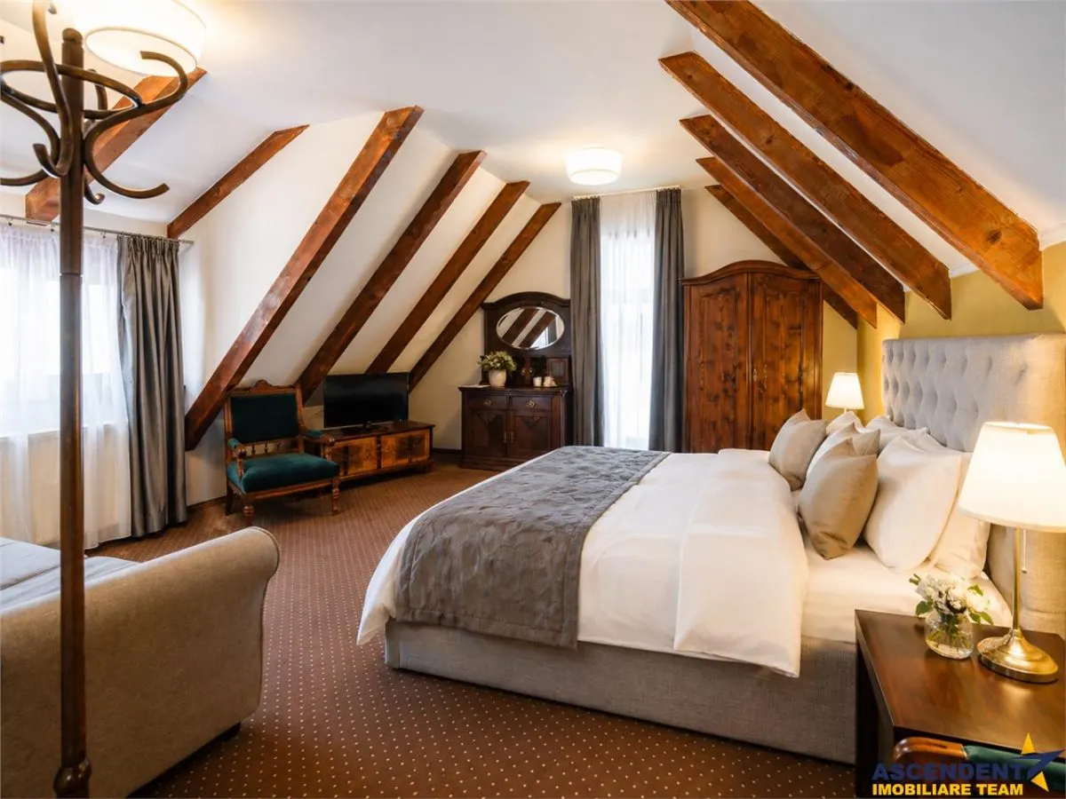 Langa Castelul Bran: Pensiune + restaurant + transfer afacere activa - foto 6