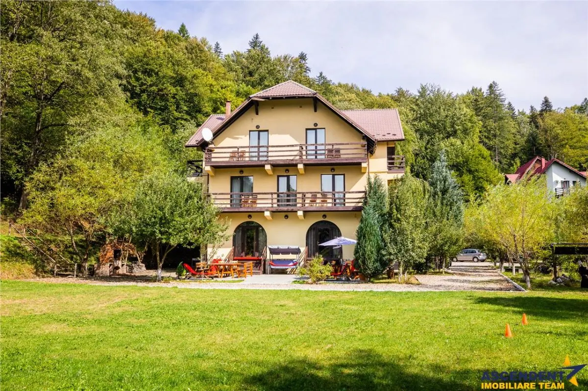 FILM! Complex turistic apreciabil, pe 2.000 mp teren in Cheile Rasnoavei, Brasov - foto 15