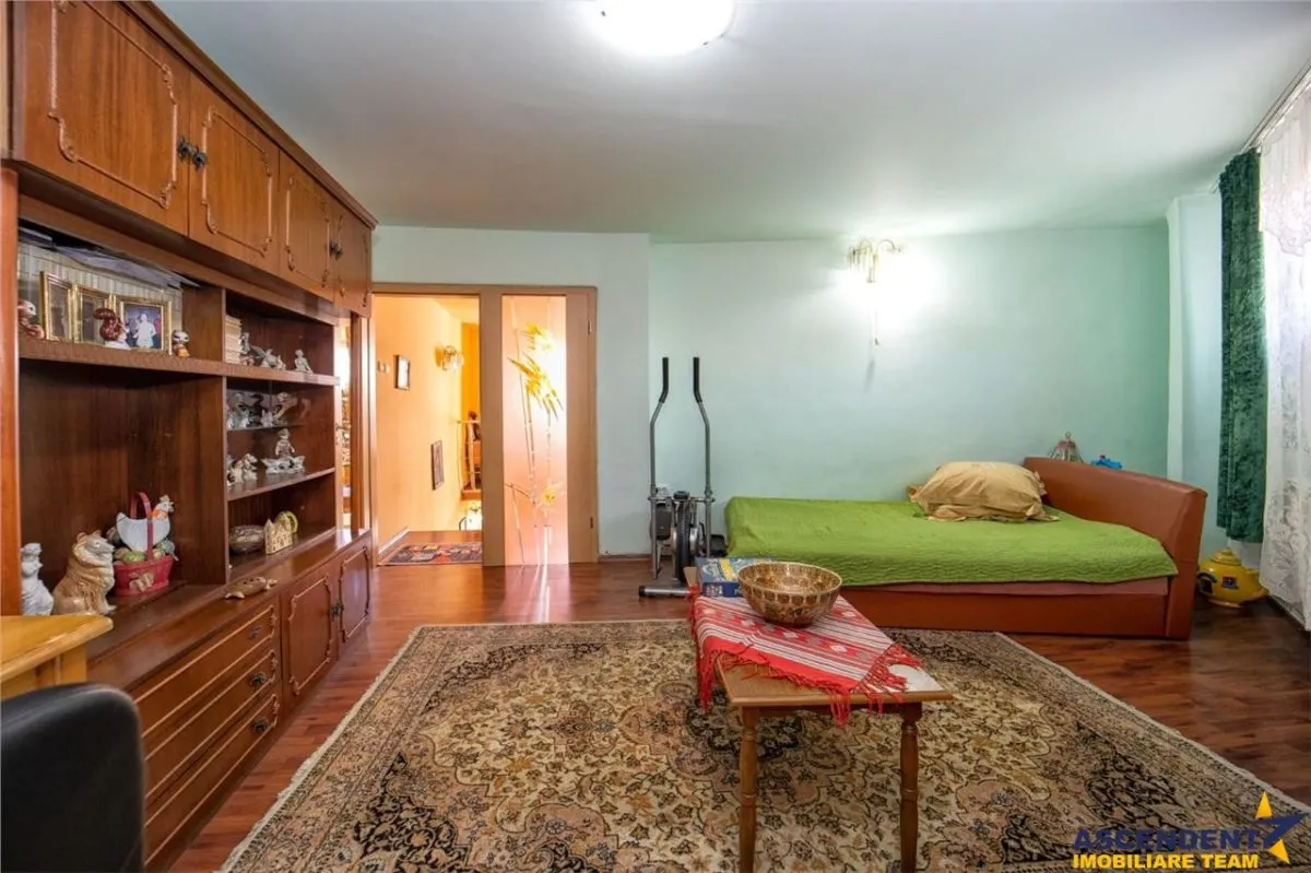 Rezidenta cu 5 camere, curte individuala, gata de mutat, SemiCentral, Brasov - foto 18