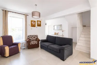 Casa familiala,3 dormitoare,incazire pardoseala,terasa,530 mp teren,Sanpetru, Brasov - foto 2