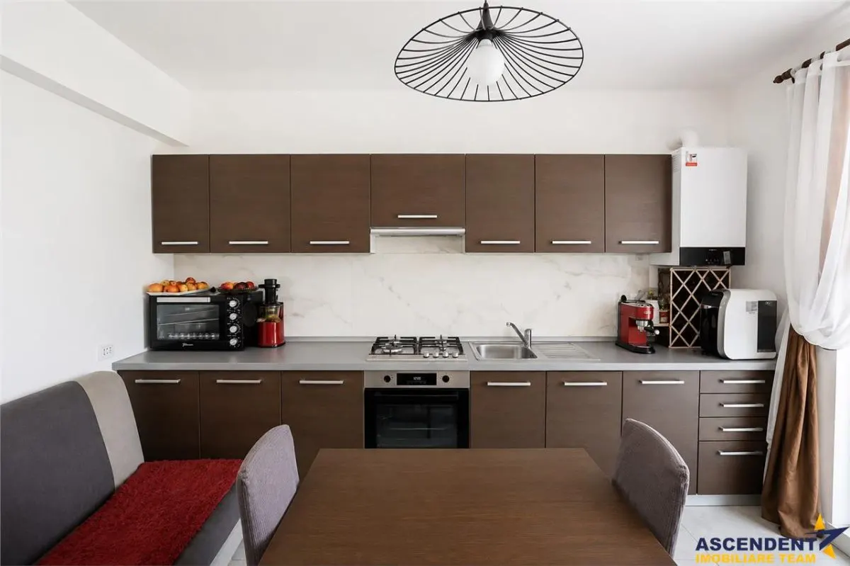Casa familiala,3 dormitoare,incazire pardoseala,terasa,530 mp teren,Sanpetru, Brasov - foto 3
