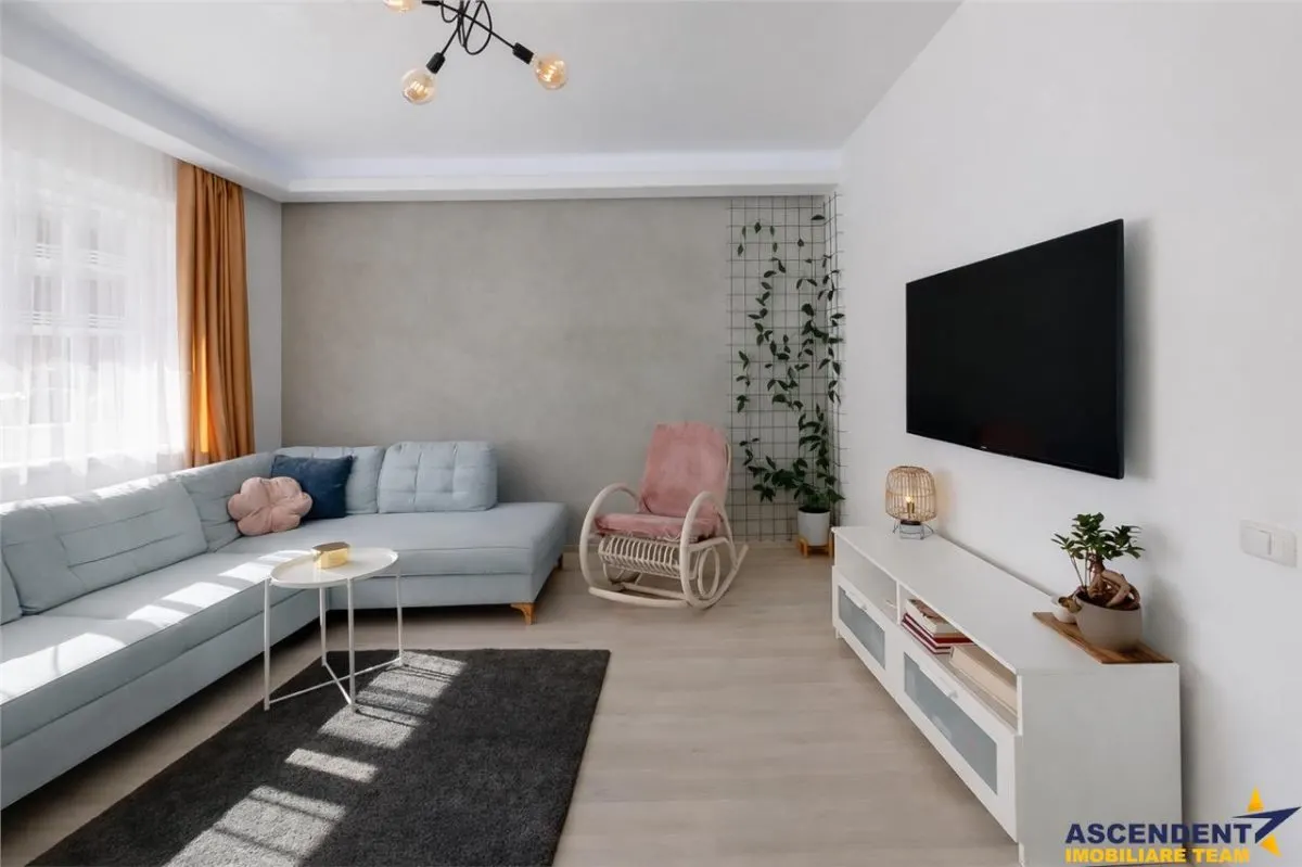 Elegant, decomandat, mobilat, accesorizat, Sanpetru, Brasov - foto 3