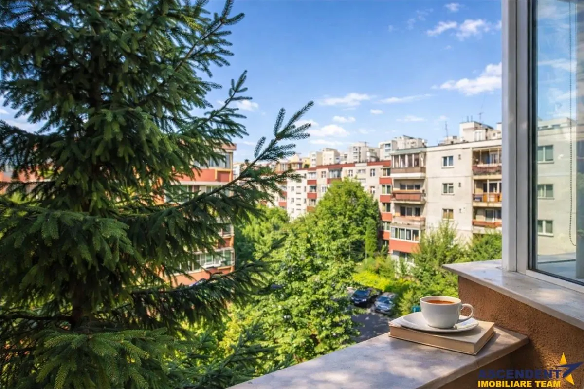 Decomandat,60mp,vitalizat,2 balcoane,living 24mp,areal linistit,Scriitorilor,Brasov - foto 2