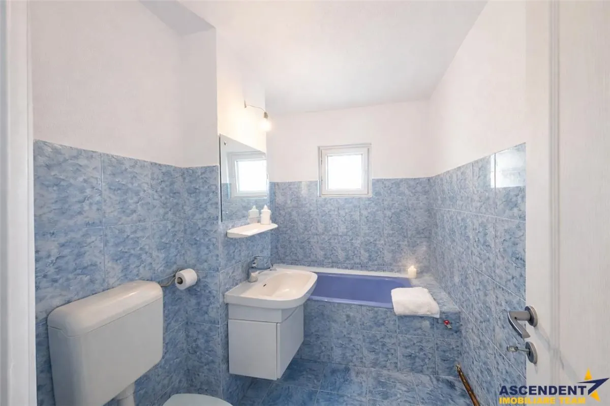Decomandat,60mp,vitalizat,2 balcoane,living 24mp,areal linistit,Scriitorilor,Brasov - foto 6