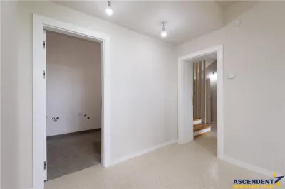 Vila exclusivista, aspect modern in eleganta prezentare, Central, Brasov - foto 12