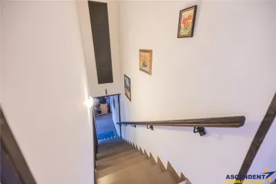 Vila stil si cu potential turistic, +8camere, 6 bai, panorama, terase, gradina, Busteni, Valea Alba. - foto 11