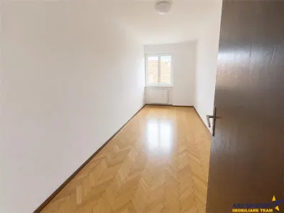 Apartament reprezentativ, 5 camere, pentru birou sau locuinta, Central, Brasov - foto 9