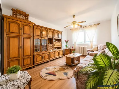 3 camere,decomandate,apreciabila ariere,Dealului,Simeria,Sfantu Gheorghe - Sfantu Gheorghe