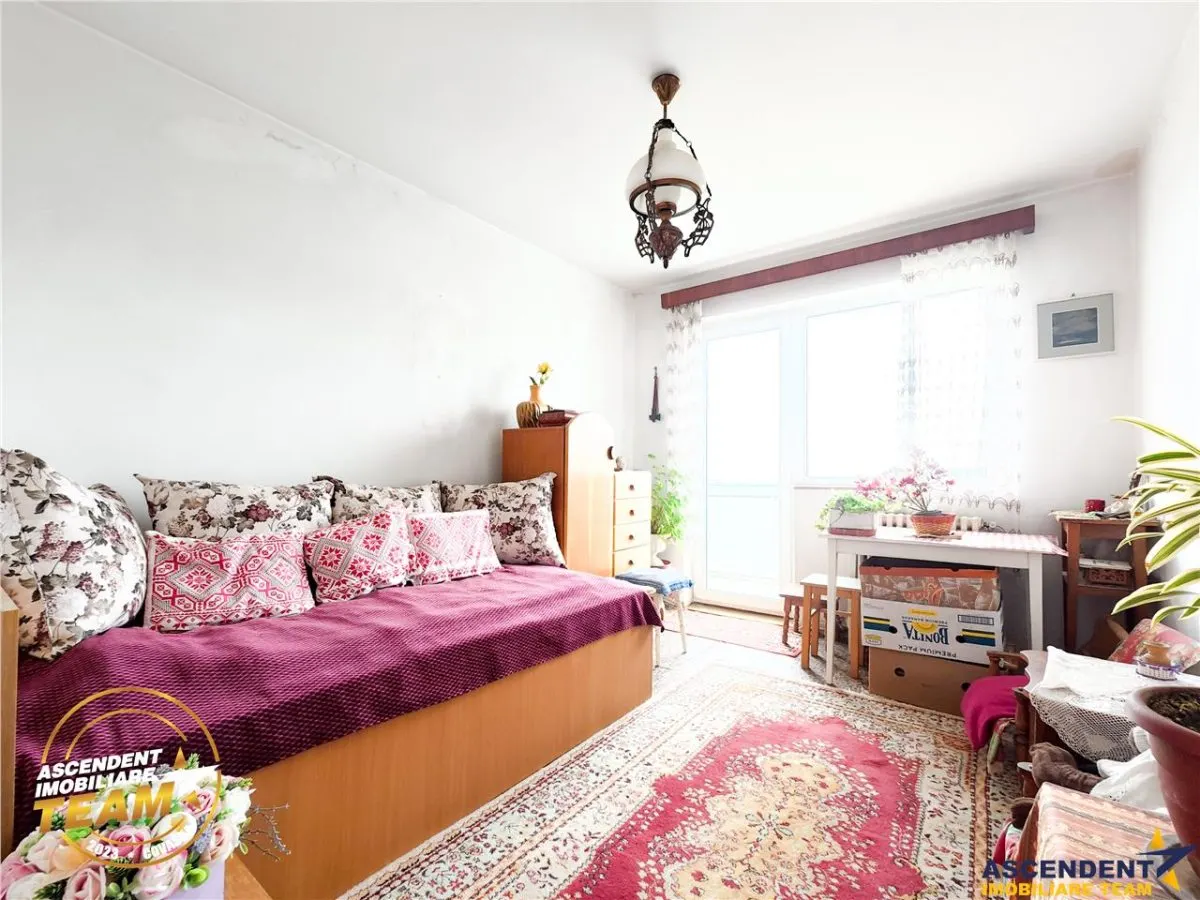 3 camere,decomandate,apreciabila ariere,Dealului,Simeria,Sfantu Gheorghe - foto 4