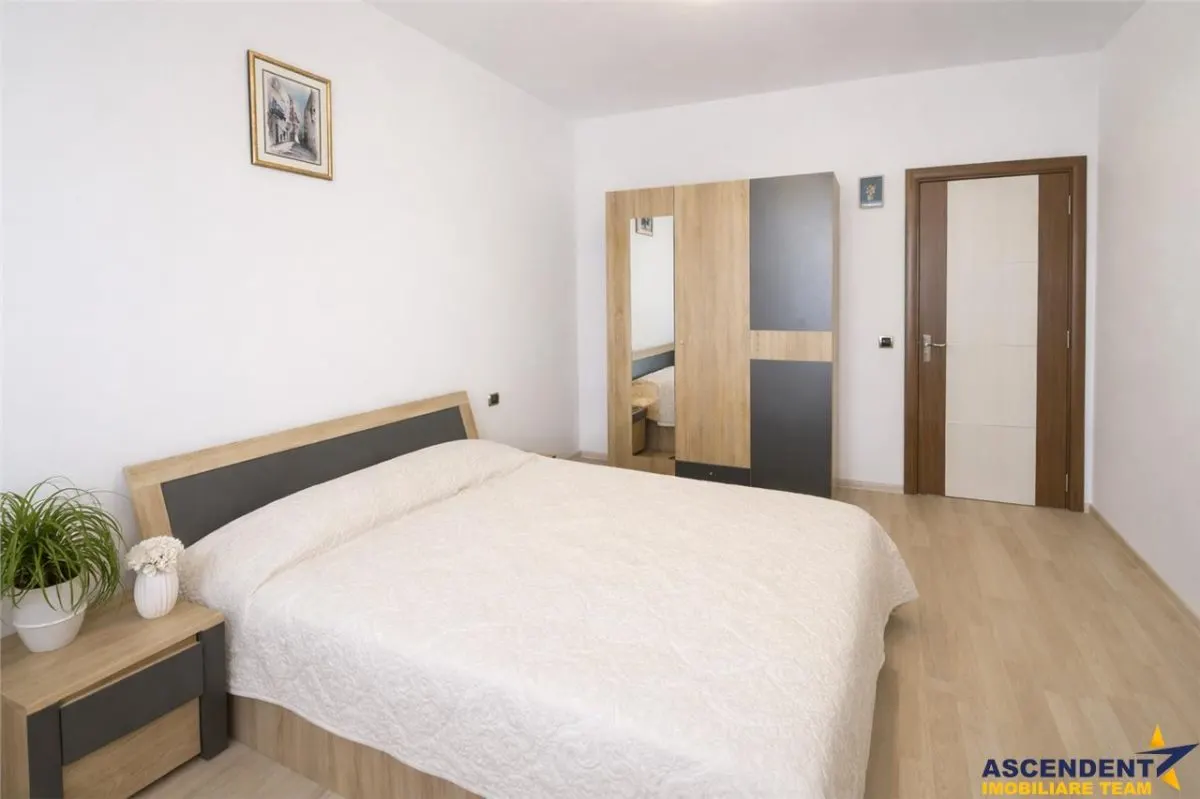 Premium Clasa A, 75mp, luminos, mobilat, echipat, ca nou, panorama, Tractorul, Brasov - foto 10