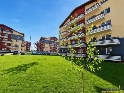Regim vila,decomandat,terasa,vedere montana,incalzire pardoseala,parcare, Sanpetru,Brasov - foto 2