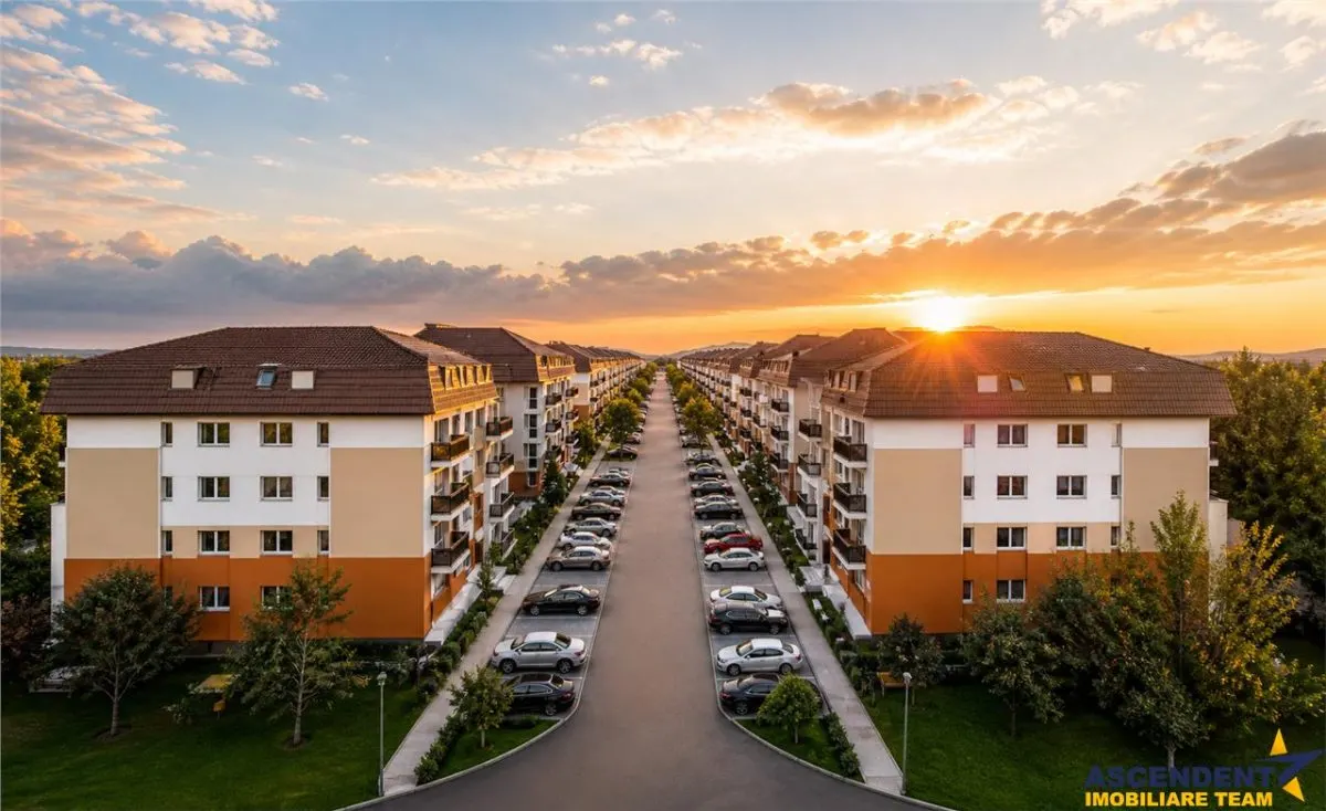 Regim vila,decomandat,terasa,vedere montana,incalzire pardoseala,parcare, Sanpetru,Brasov - foto 9