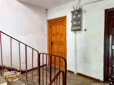 FILM! Apartament 2 camere,decomandat,cu garaj,1.400 mp teren,Let,Covasna - foto 12