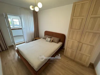 Apartament 3 camere Decomandat | Ultracentral Târgu Cucu | 71 mp | Mobilat - foto 3