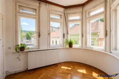 O proprietate care isi pastreaza valoarea: farmec autentic si locatie premium - foto 2