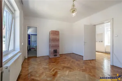 O proprietate care isi pastreaza valoarea: farmec autentic si locatie premium - foto 13